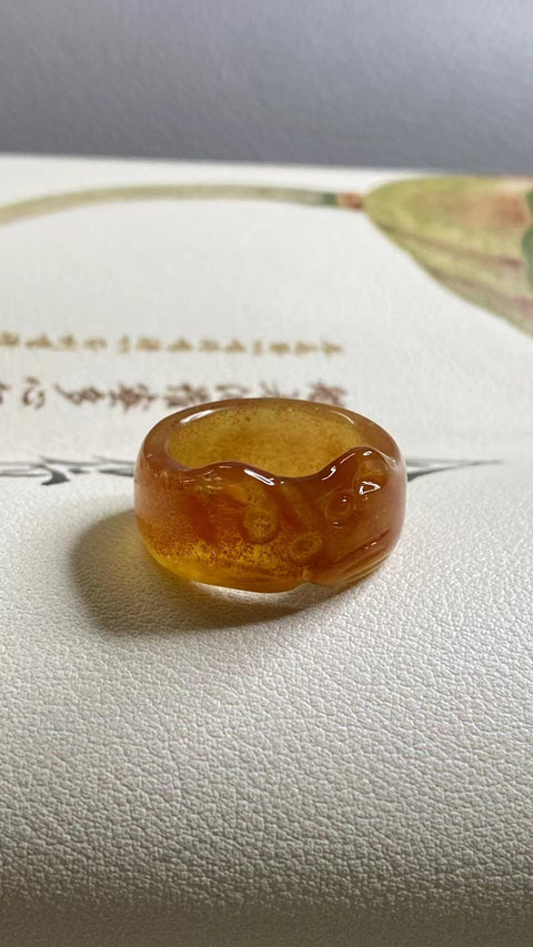 Cincin Giok Batu Giok Bunga Cui Giok Alami Ukuran 18mm Lebar 9.8mm Giok halus dan hangat dengan warna-warna yang indah Pengiriman dan pajak sudah termasuk.