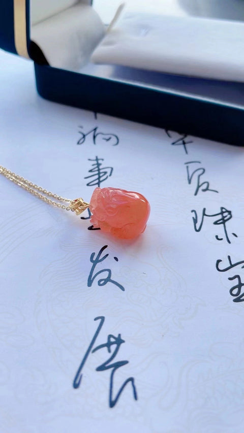 Kalung Nan Hong Alami 925 pengaturan perak Warna yang indah Ukuran 1.8 * 1.3mm Giok bersih dan halus Sudah termasuk pajak pengiriman.