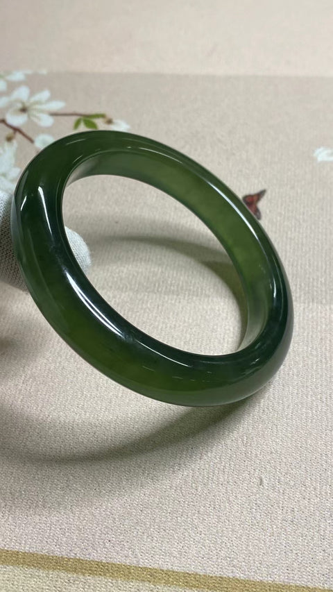 Gelang Gelang Kecantikan Giok Cui Fine Cui Jade Ukuran 55 ~ 57mm Ukuran 56.2mm Lebar 11.5mm Giok semuanya alami Pola acak Termasuk ongkos kirim dan pajak