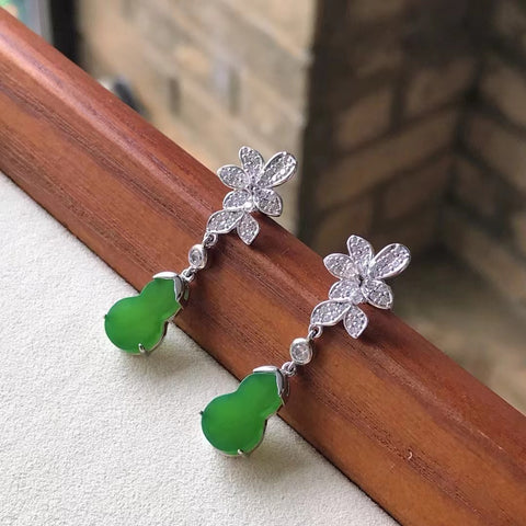 Anting-anting Labu Desain Jasper Alami 925 Perak Pengaturan Giok bersih dan halus serta hangat Ukuran 10 * 15mm Sudah termasuk pajak pengiriman.