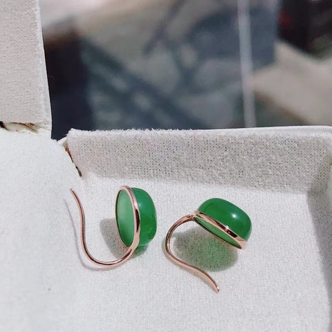 Gaya Anting Jatuhkan Jasper Alami Pengaturan emas 18k yang sederhana dan elegan Giok bersih dan halus & nbsp; Ukuran 10 * 8mm Termasuk pajak pengiriman