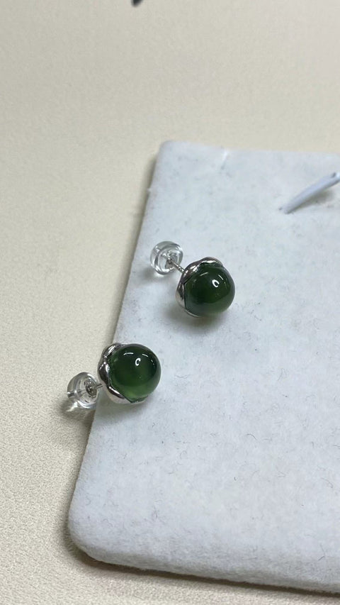 Anting Giok Halus Ukuran 8mm dengan Gaya Perak 925 Termasuk Ongkos Kirim dan Pajak