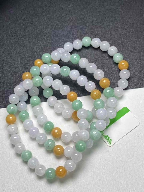 Gelang Tiga Warna Batu Giok Alami Penuh dengan air, batu gioknya halus dan hangat, warnanya indah, ukurannya seperti yang ditunjukkan Termasuk pajak pengiriman.