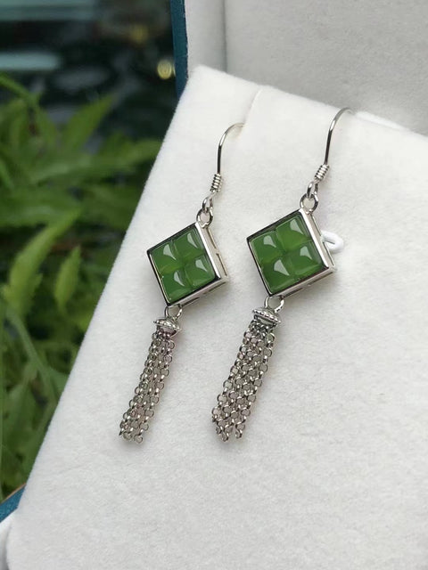 Anting Simpul Cina Jasper Giok Hetian Giok Alami dari Perak 925 Ukuran 13 * 4mm Giok bersih dan halus Gaya Sudah termasuk pajak pengiriman.