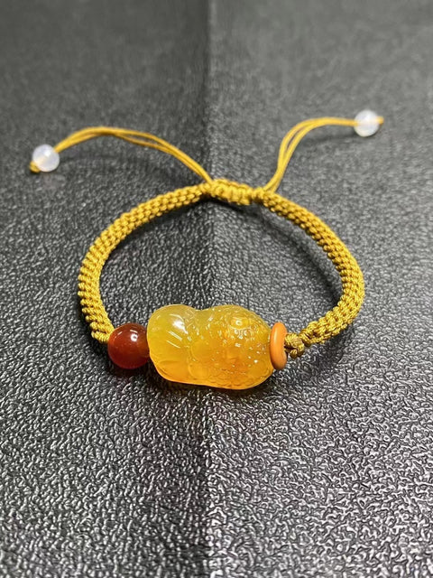 Gelang Katak Emas Giok Alami Ukuran 22 * 13mm Baik pria maupun wanita dapat memakai batu giok yang bersih dan halus Harga detik Termasuk pajak pengiriman.