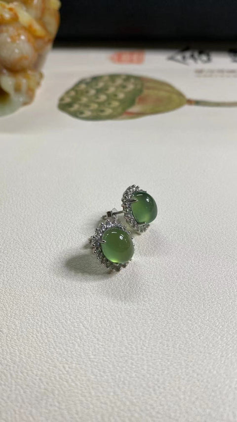 Anting Giok Alami dari Perak 925 Ukuran 8 * 10mm Giok halus dan hangat, gaya yang indah, sudah termasuk pajak pengiriman.
