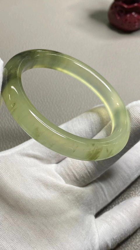 Gelang Warna Musim Semi Giok Cui Giok Alami Warna Gradien Alami Ukuran 5-61mm Ukuran 60.2mm Lebar Sisi 11mm Giok semuanya terjadi secara alami Pola acak Pajak Pengiriman Termasuk