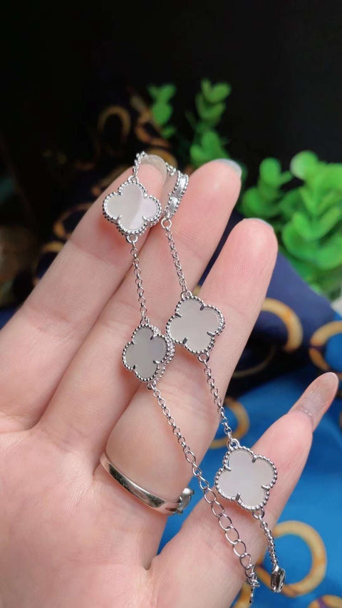 Gelang Giok Putih Hetian Semanggi Bahan Pit Tua Model Indah Ukuran 12mm Gratis Ongkir