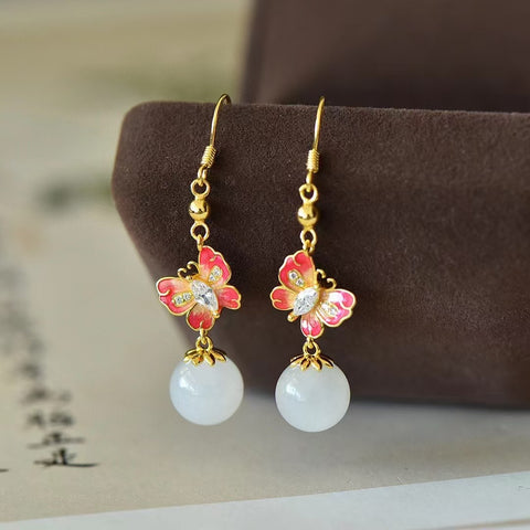 2869-2 Anting Enamel Kupu-kupu Giok Hetian Giok Alami Ukuran 10 * 10mm Kualitas giok halus dan hangat, gayanya indah, sudah termasuk pajak pengiriman.