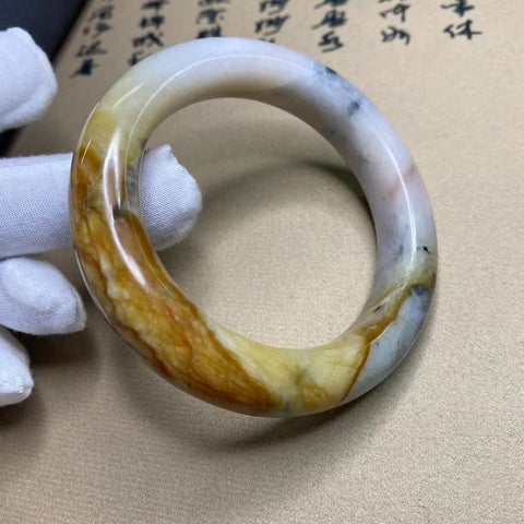 Gelang Giok Bunga Giok Cui Giok Alami Ukuran 57-59mm Ukuran 58.3mm Lebar Sisi 14.7mm Giok terjadi secara alami Pola acak Pengiriman dan pajak sudah termasuk.