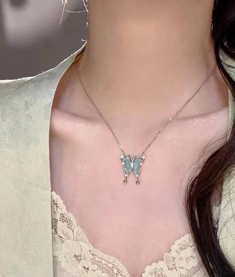 Kalung Kupu-kupu Jadeite Guatemala Alami & nbsp; Ukuran 3.2 * 3.0mm Giok bersih dan halus sudah termasuk pajak pengiriman.