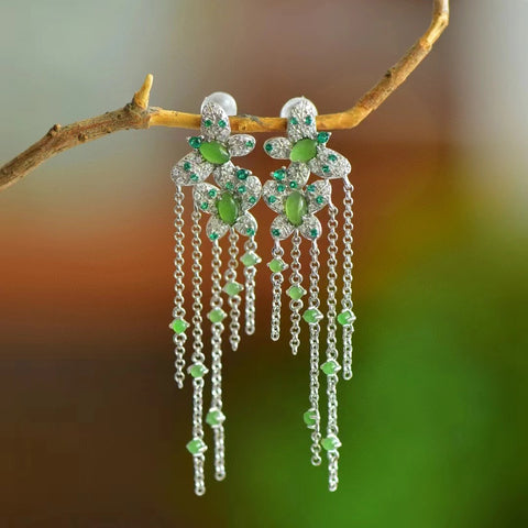 Anting Jatuhkan Rumbai Kupu-kupu Giok Hetian Alami Gaya asli dan apik Giok bersih dan halus serta hangat Termasuk ongkos kirim dan pajak