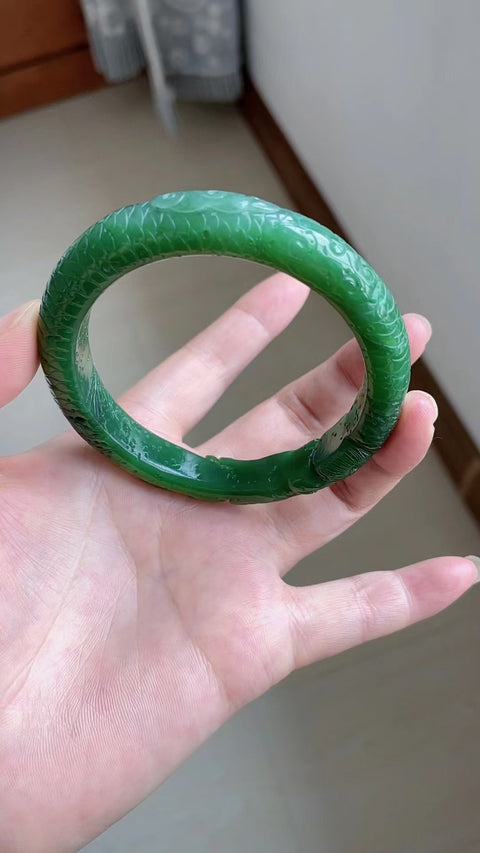 Gelang Bunga Berukir Jasper Alami Bahan Pit Tua Bahan Bawah Hangat Warna Hangat Warna Indah Ukuran 58.5mm & nbsp;Giok terjadi secara alami Pola acak Termasuk Pajak Pengiriman