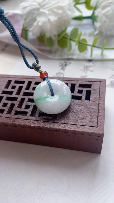 Liontin Perdamaian Jadeite Alami Bahan Pit Tua Bahan Hangat Hangat Ukuran Bawah 2,5 cm Sudah Termasuk Pajak Pengiriman