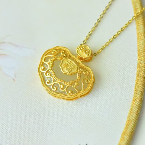26919-6 Kalung Kunci Ruyi Giok Hetian Giok Alami Gioknya bagus dan hangat, gayanya indah, terbuat dari perak 925, sudah termasuk biaya pengiriman dan pajak.