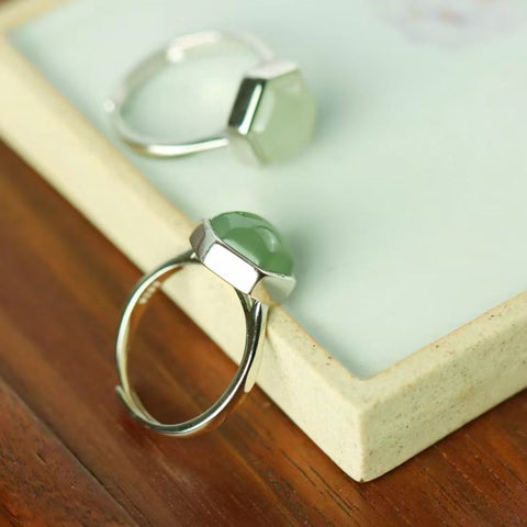 🌸【Cincin Hexagon】 Hexagon Giok Hetian Alami, warna cerah dan hidup, bertatahkan perak sterling untuk retensi warna yang tahan lama, termasuk biaya pengiriman dan pajak